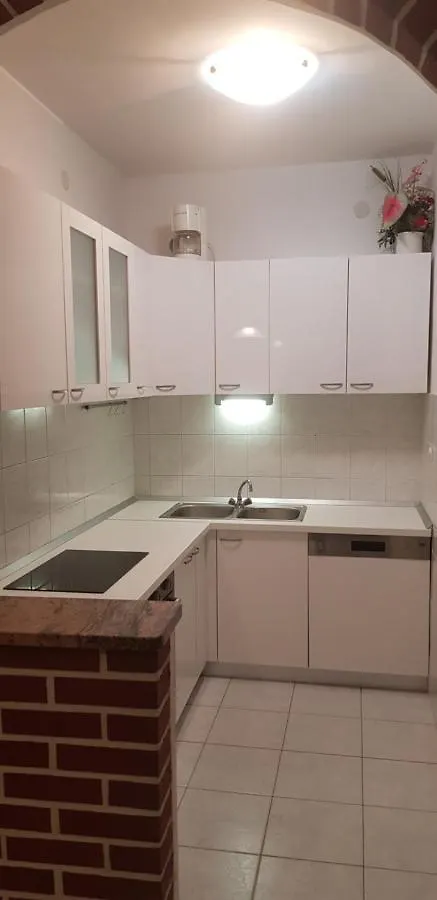 Villa Maja トロギール 0*,